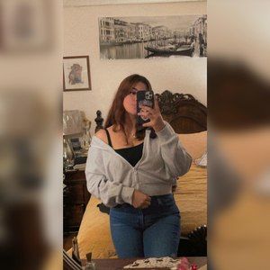 Meet your Posher, Carla